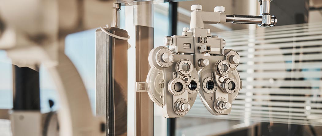 Eye equipment in office.